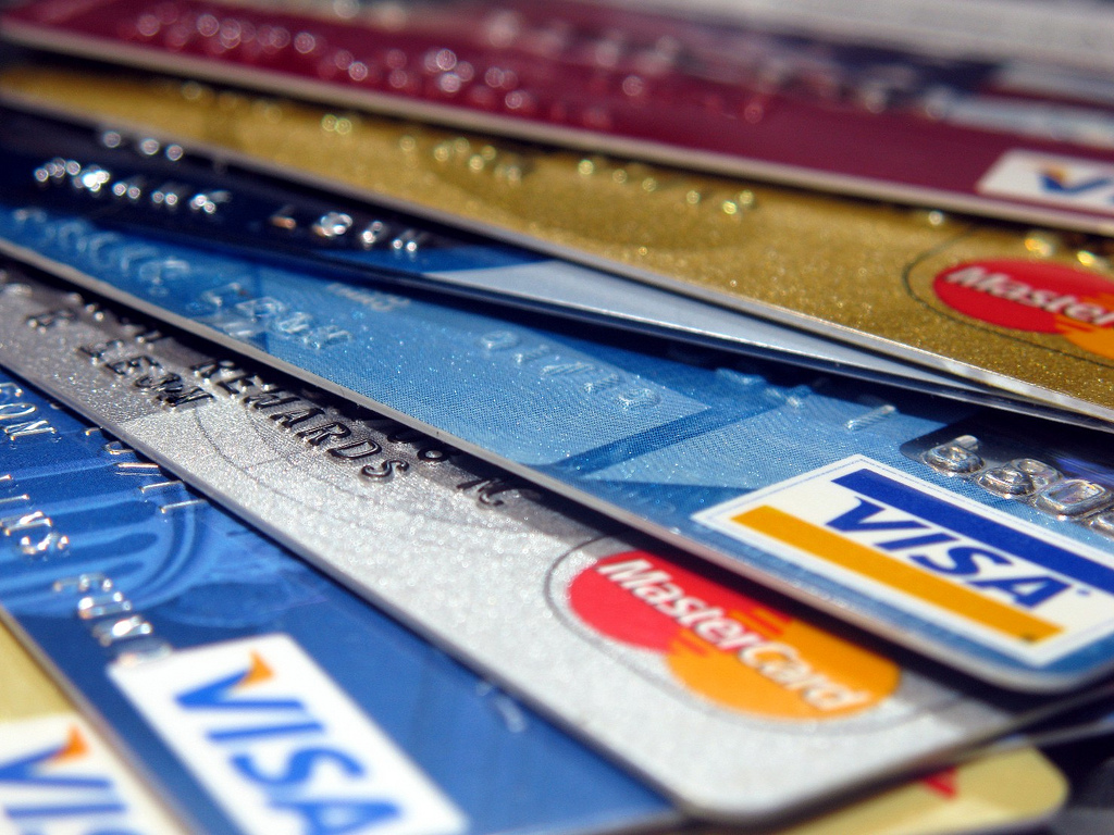 Credit Cards That Cost You Nothing: Here’s The Top 3