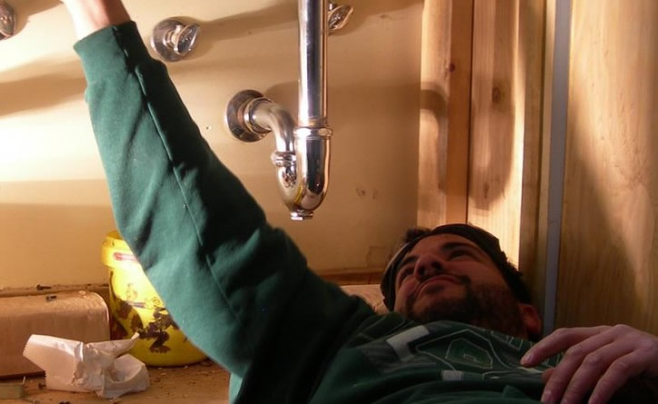 The Pros and Cons of Becoming a Plumber