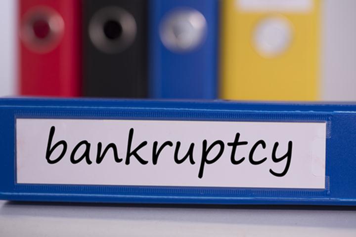 Declaring Bankruptcy: The Pros and Cons